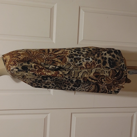 J Ⓜ️ JM Collection Top - Picture 7 of 13